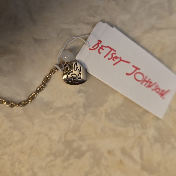 Betsey Johnson Pink Camera Pendant Necklace with Black Bow NWT! Rare! - Picture 14 of 16